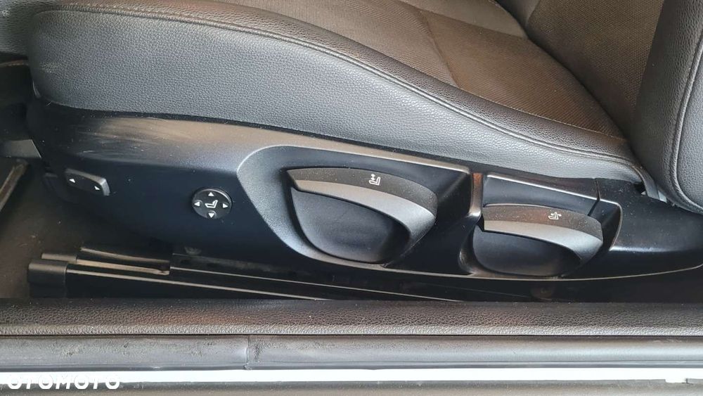BMW Seria 1 - 12