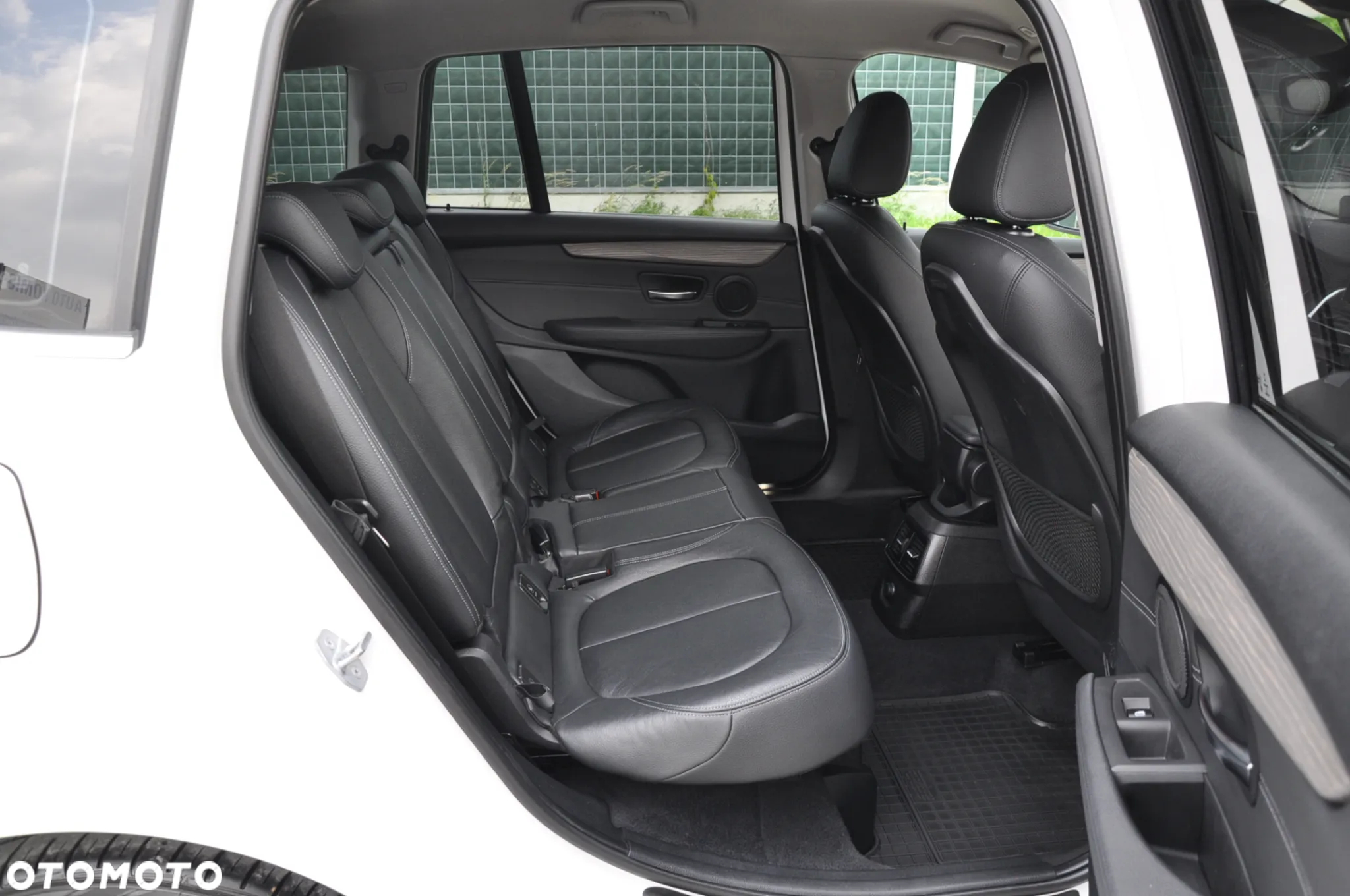 BMW Seria 2 216d Luxury Line - 16