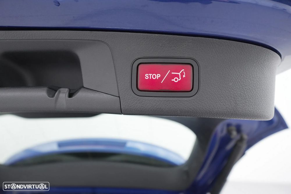 Mercedes-Benz GLA 180 d Progressive - 29