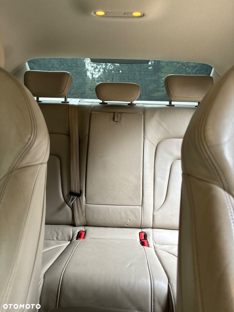 Audi A4 Limousine - 16