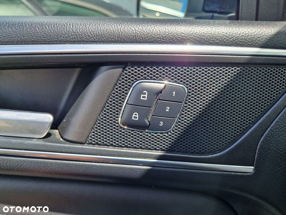 Ford S-Max 2.0 TDCi 4WD Titanium PowerShift - 23