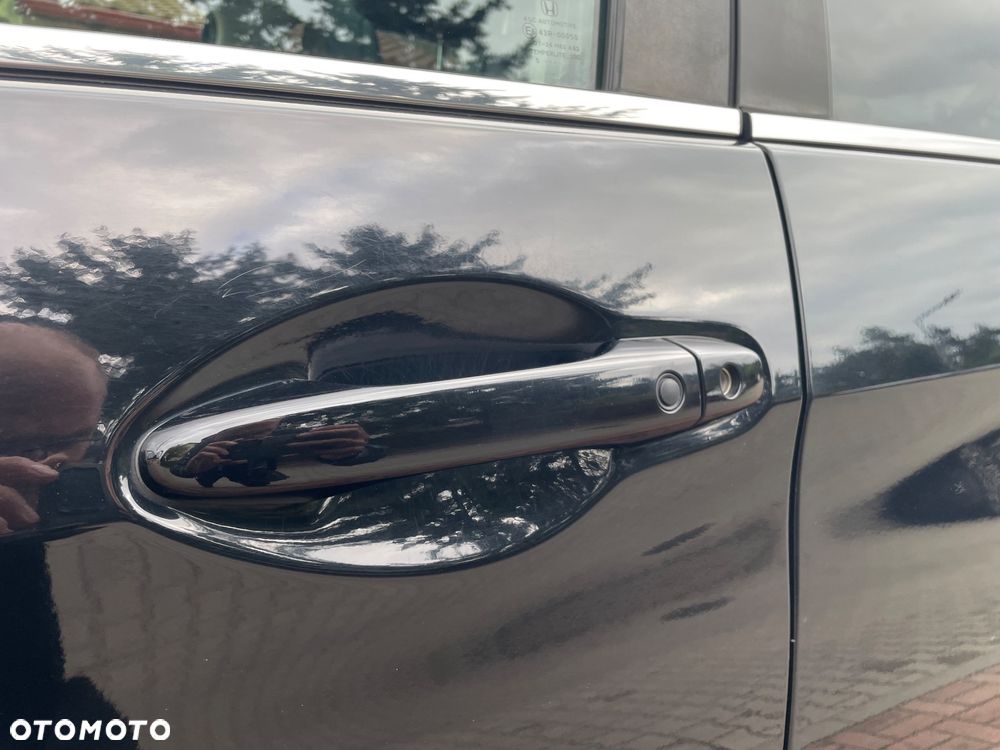 Honda CR-V 2.0i-VTEC 4WD Automatik Executive - 8