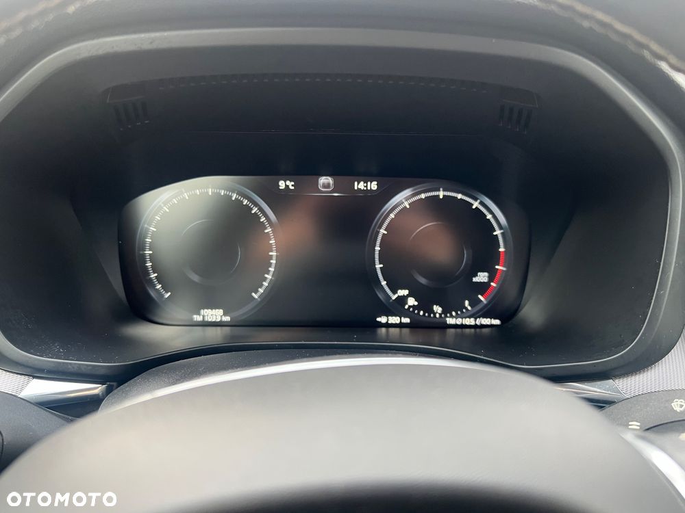 Volvo XC 60 T5 AWD Geartronic RDesign - 11