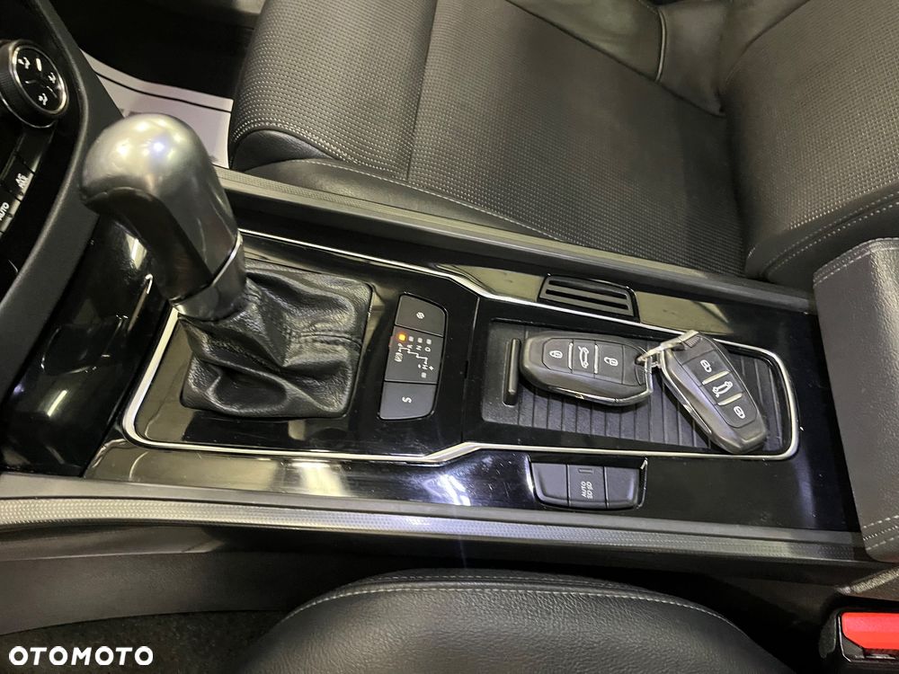 Peugeot 508 SW BlueHDi 120 EAT6 Stop&Start Allure - 29