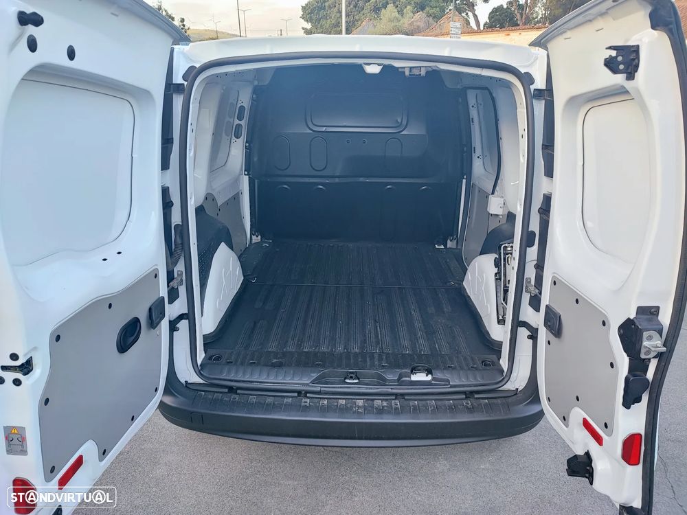 Mercedes-Benz CITAN 109 c/ câmara traseira - 14