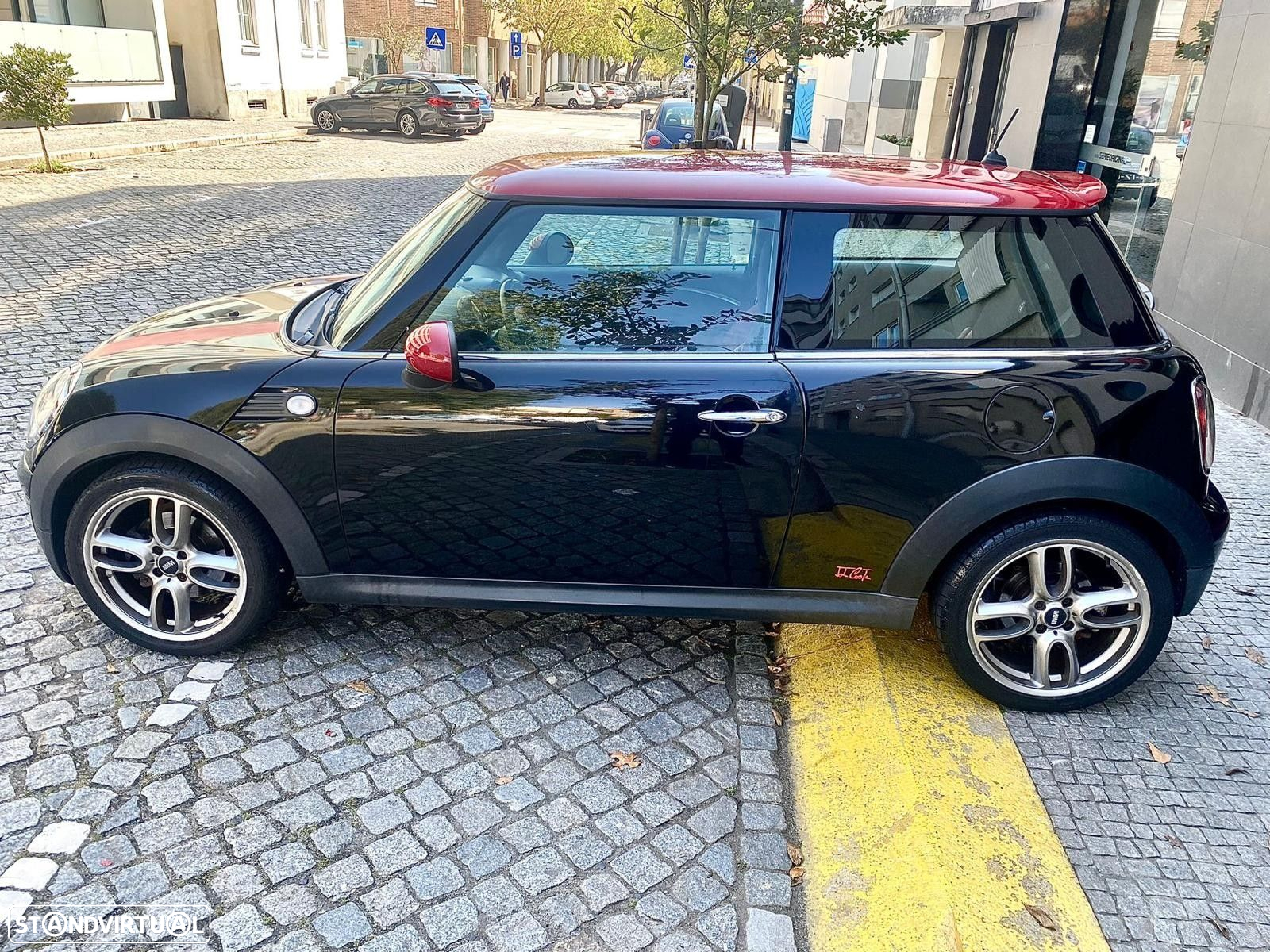 MINI 3 Portas Cooper D - 10