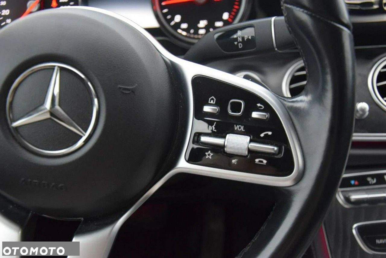 Mercedes-Benz Klasa E 200 d T 9G-TRONIC AMG Line - 25