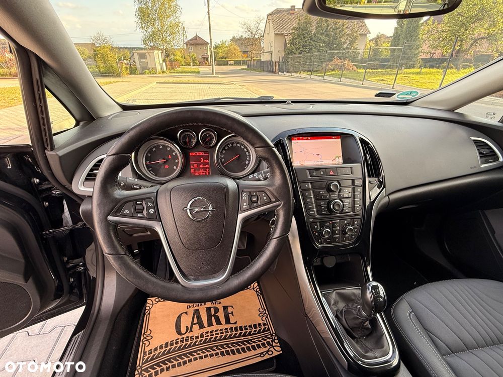 Opel Astra 1.4 T Essentia - 28