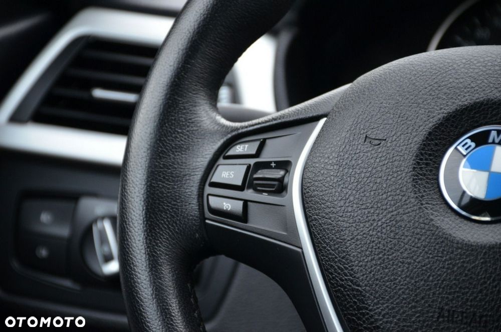 BMW Seria 3 - 31