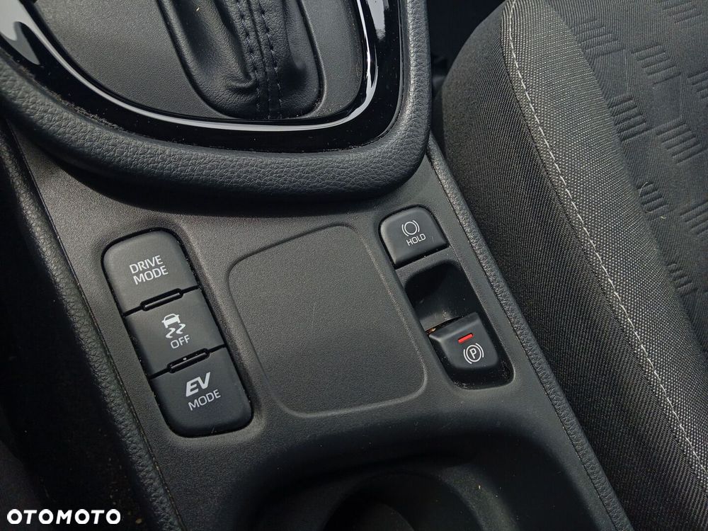 Toyota Yaris - 18