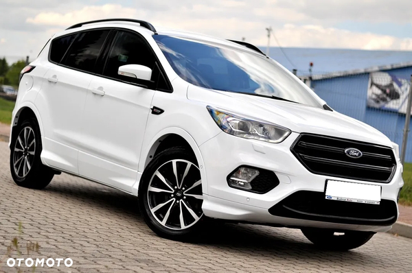 Ford Kuga 1.5 EcoBoost 2x4 ST-Line