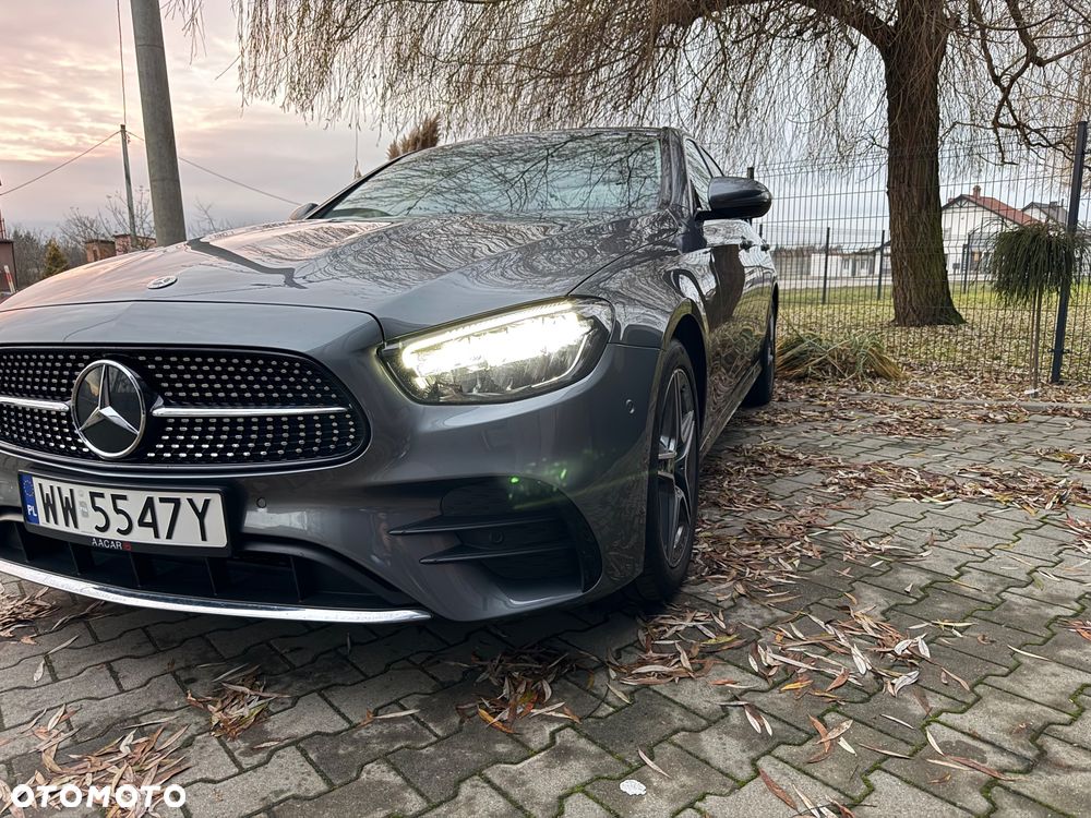 Mercedes-Benz Klasa E 220 d 4Matic 9G-TRONIC AMG Line - 6