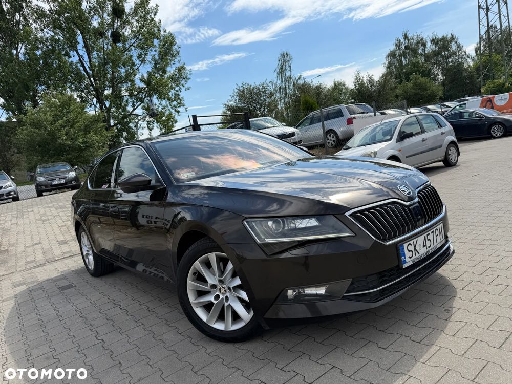 Skoda Superb 1.5 TSI ACT Ambition - 2