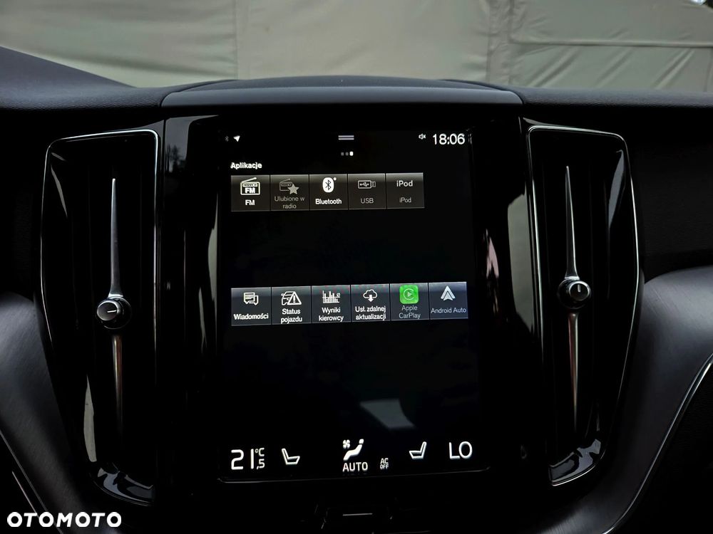 Volvo XC 60 T5 Geartronic Momentum Pro - 21