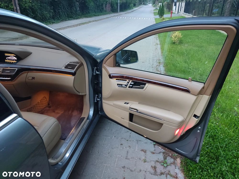 Mercedes-Benz Klasa S - 21