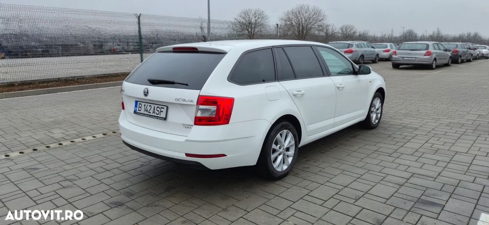Skoda Octavia 2.0 TDI 4X4 Style - 5