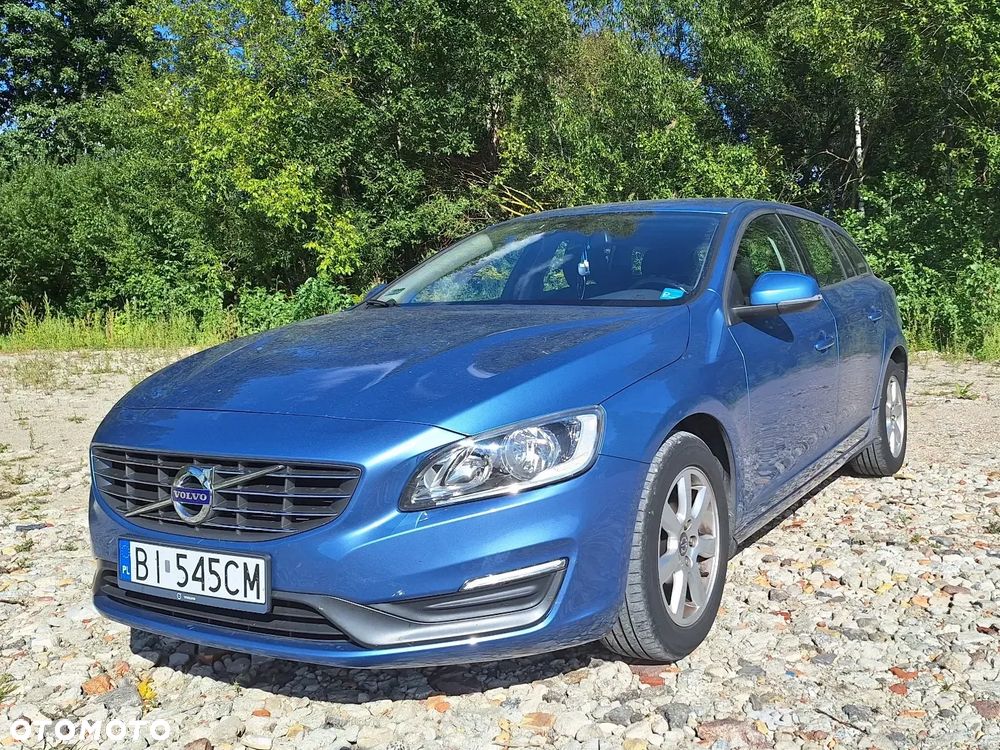 Volvo V60 D3 Kinetic - 1