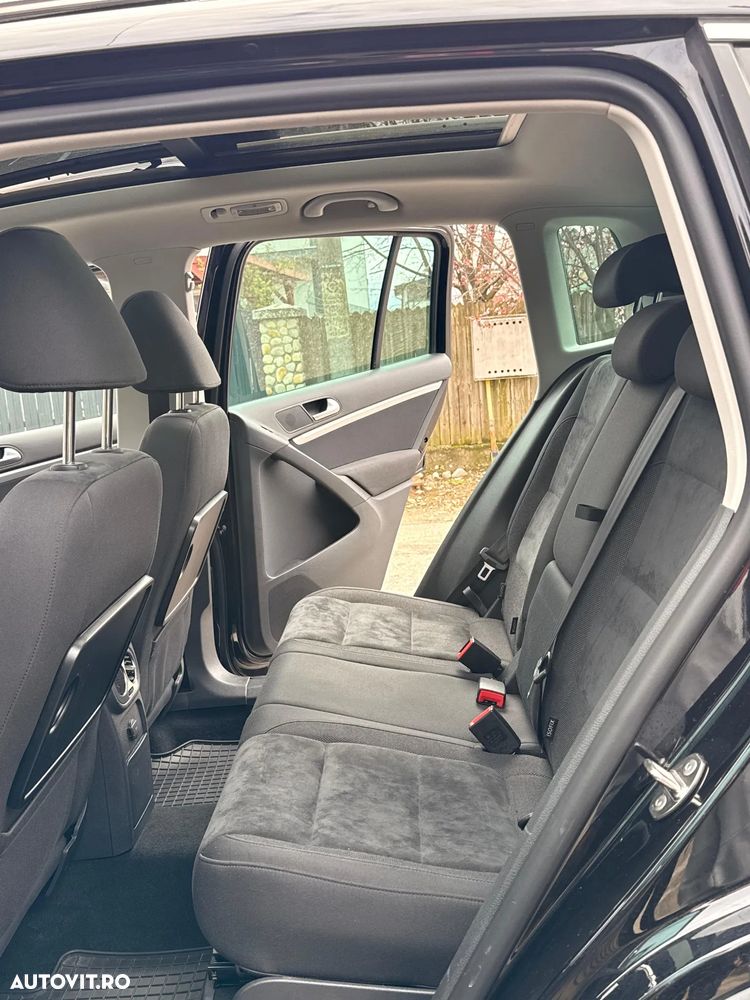 Volkswagen Tiguan 2.0 TDI DPF 4Motion BlueMotion Technology DSG Cup Sport & Style - 16