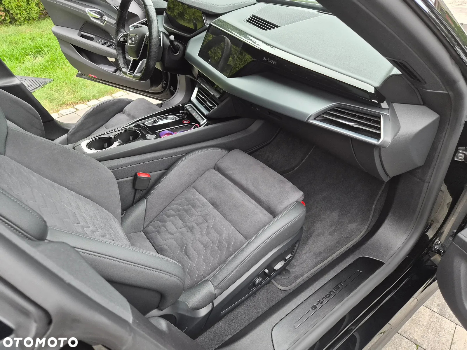 Audi e-tron GT 60 93kWh Quattro - 12