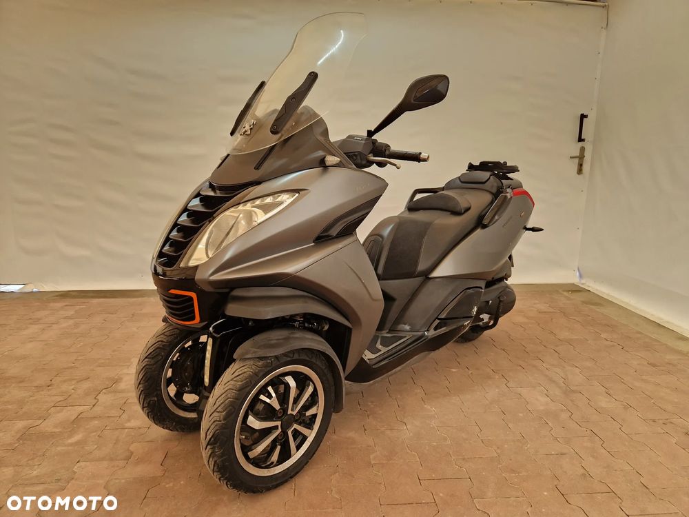 Peugeot Metropolis - 4