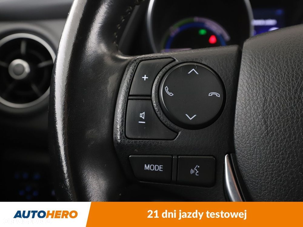 Toyota Auris - 29