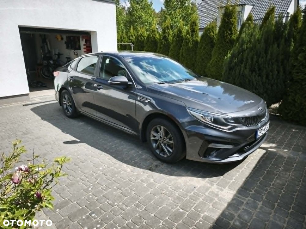Kia Optima - 1