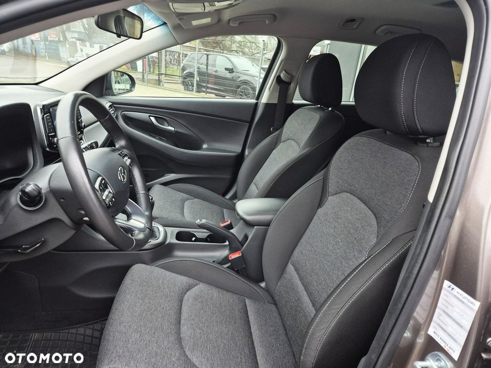 Hyundai i30 1.5 T-GDI 48V Smart - 11