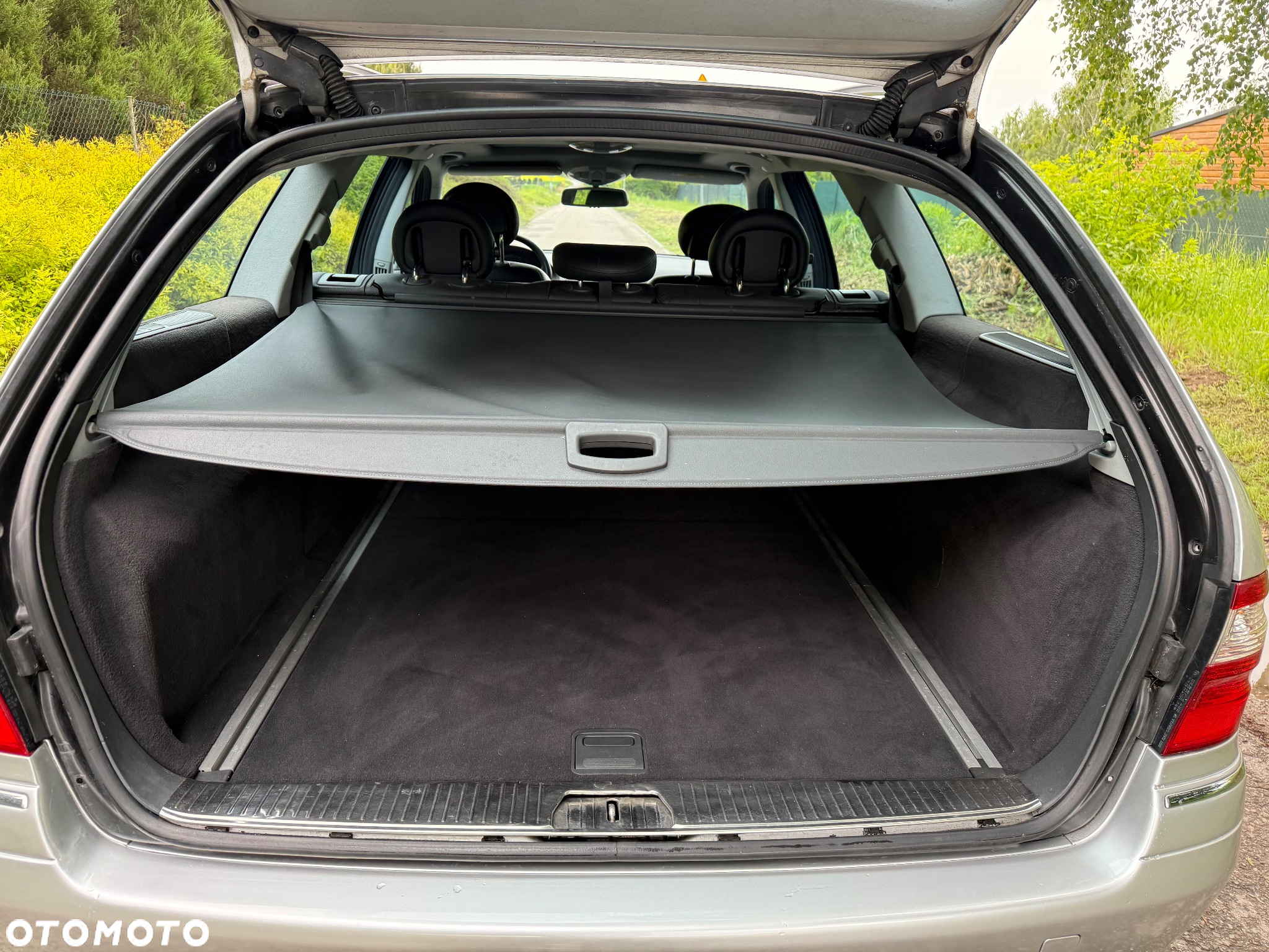 Mercedes-Benz Klasa E 500 T 4Matic Automatik Avantgarde - 33