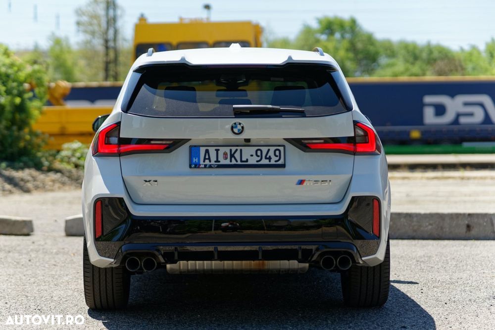 BMW X1 M35i xDrive AT - 11