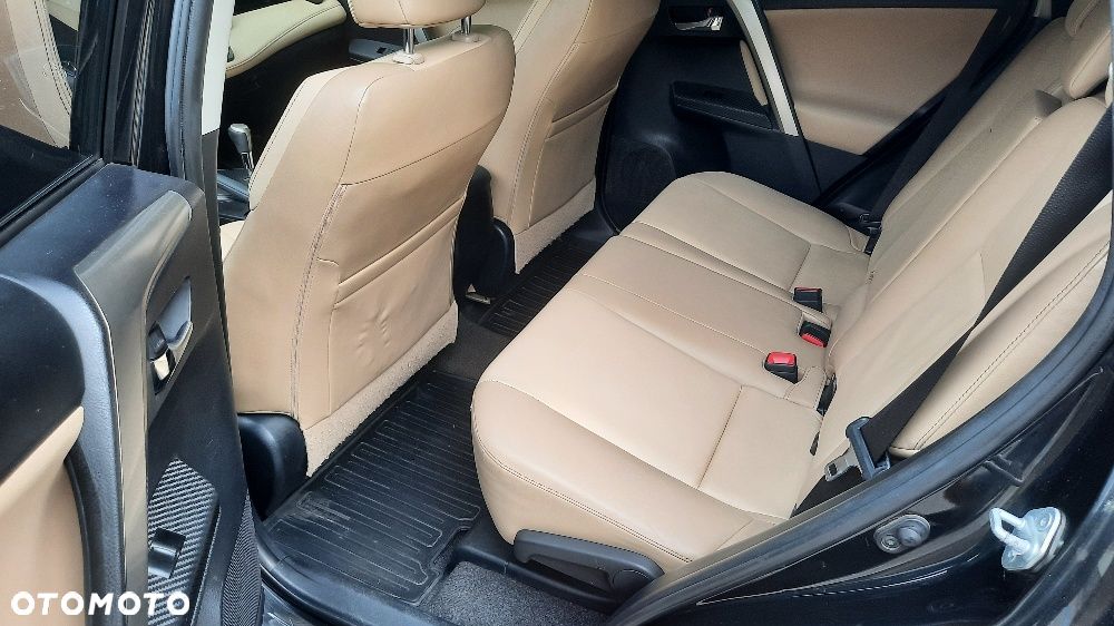 Toyota RAV4 2.0 4x4 Start&Stop CVT Executive - 18