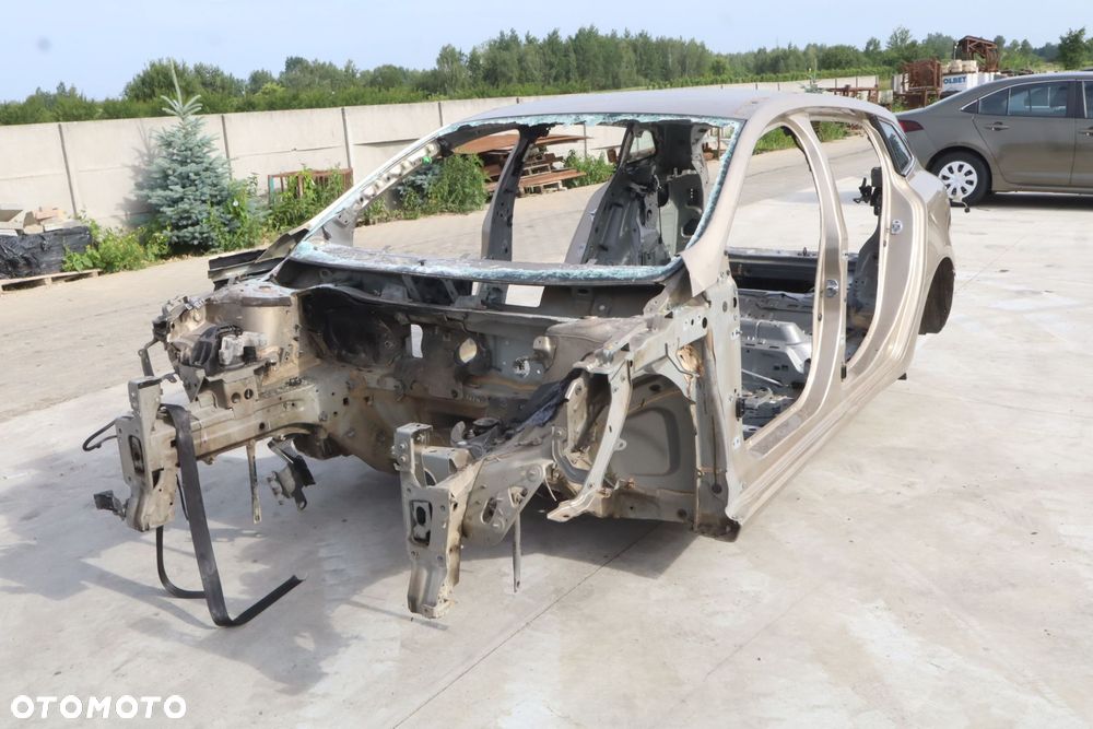 BŁOTNIK ĆWIARTKA LEWY TYŁ  RENAULT MEGANE IV - 6