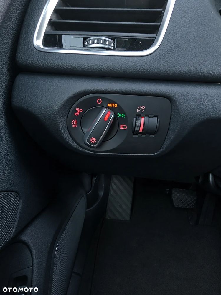 Audi Q3 - 18