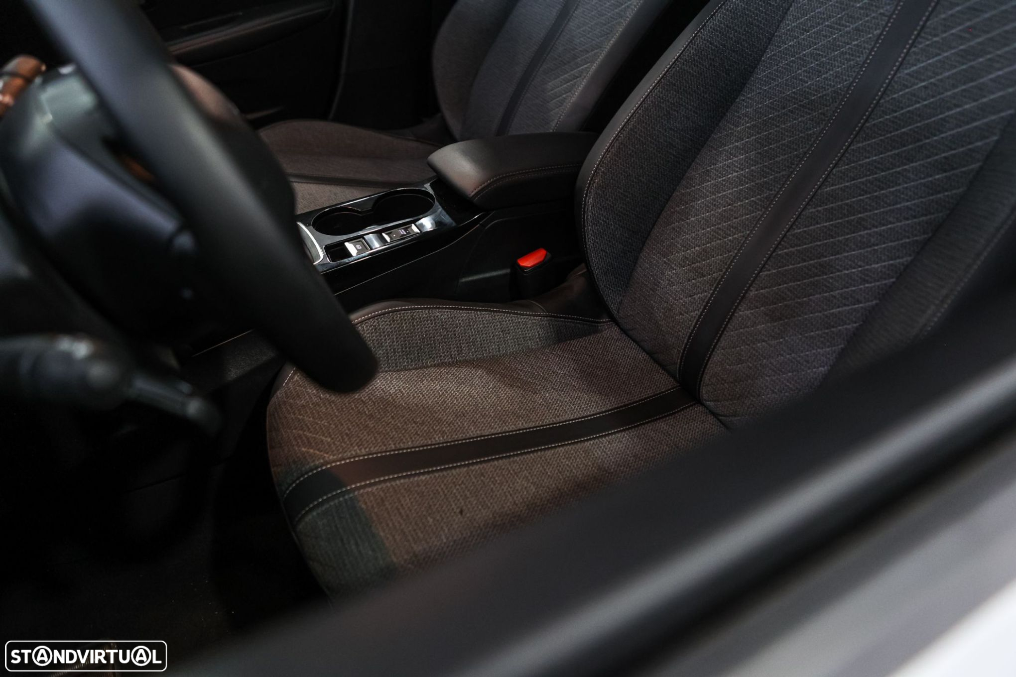 Peugeot 208 1.2 PureTech Allure - 16