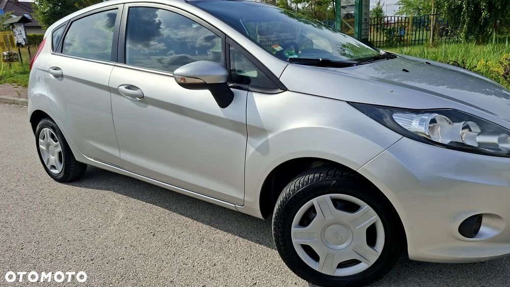 Ford Fiesta 1.25 Champions Edition - 14
