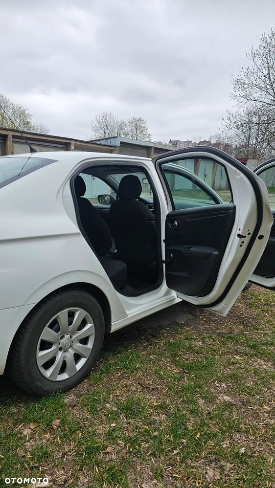 Peugeot 301 1.6 BlueHDi Active - 12