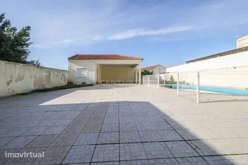 MORADIA T4 COM PISCINA - Grande imagem: 5/60