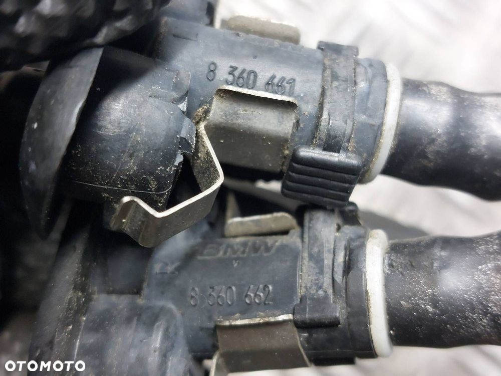 SPRYSKIWACZ LAMPY LEWY + PRAWY KOMPLET BMW E39 8360661 8360662 - 4