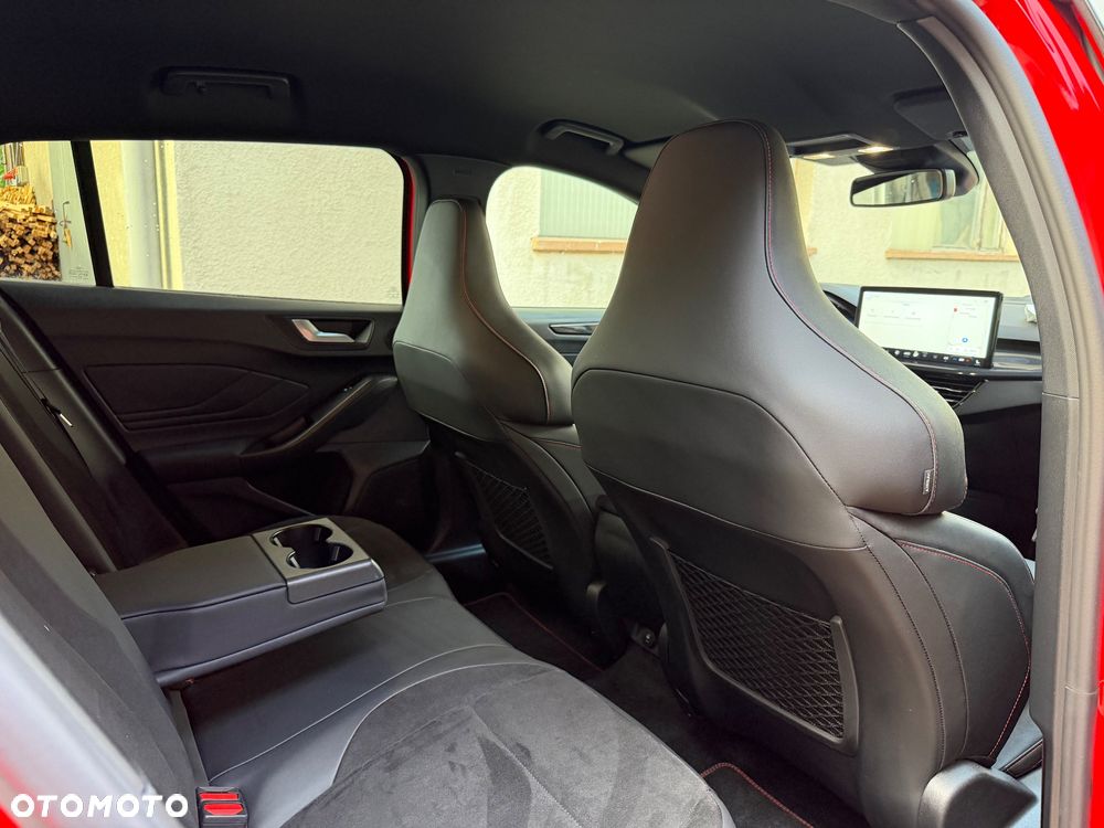 Ford Focus 2.3 EcoBoost S&S ST X - 27