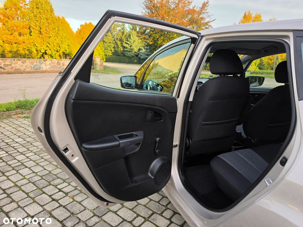 Kia Venga 1.4 CVVT Dream-Team Edition - 27