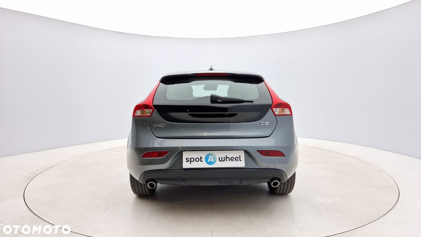 Volvo V40 - 5