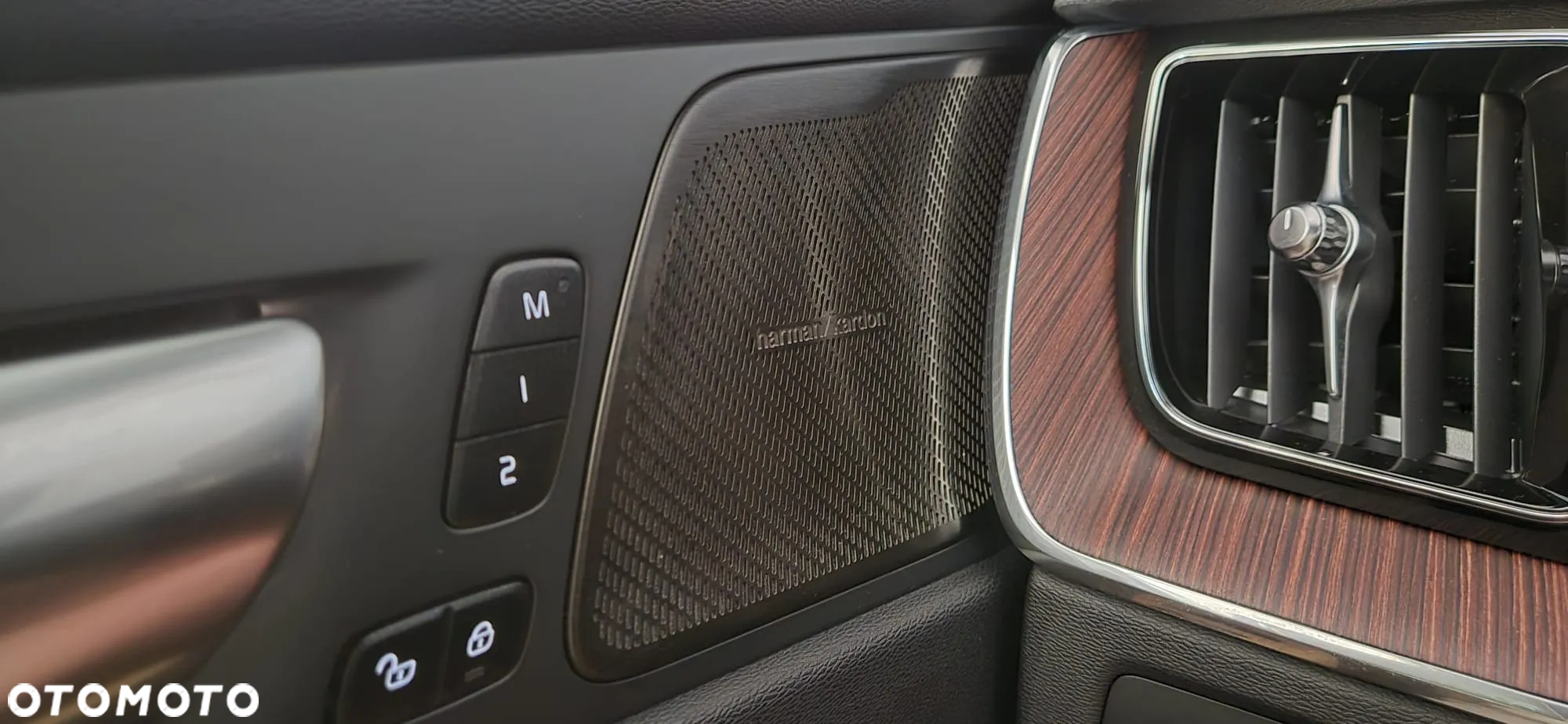 Volvo XC 60 - 16