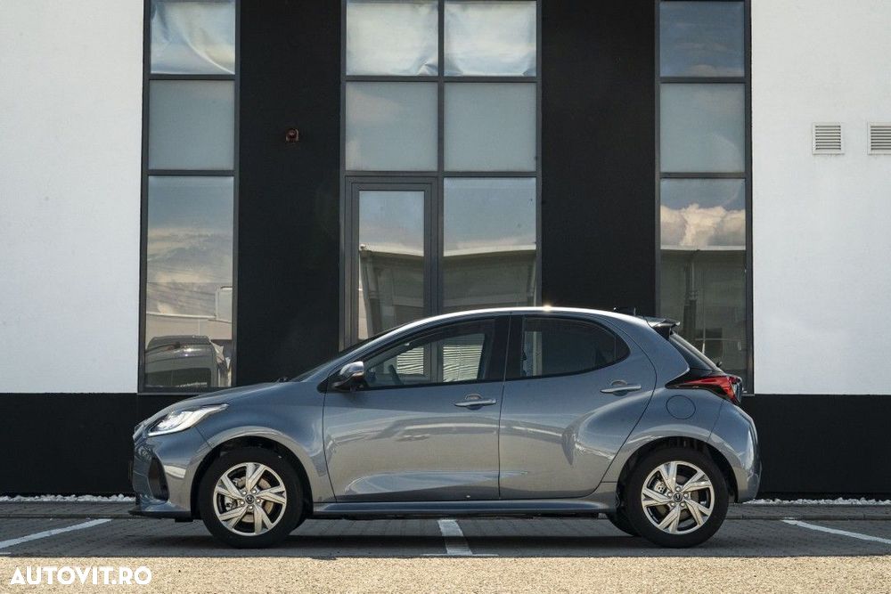 Mazda 2 - 5