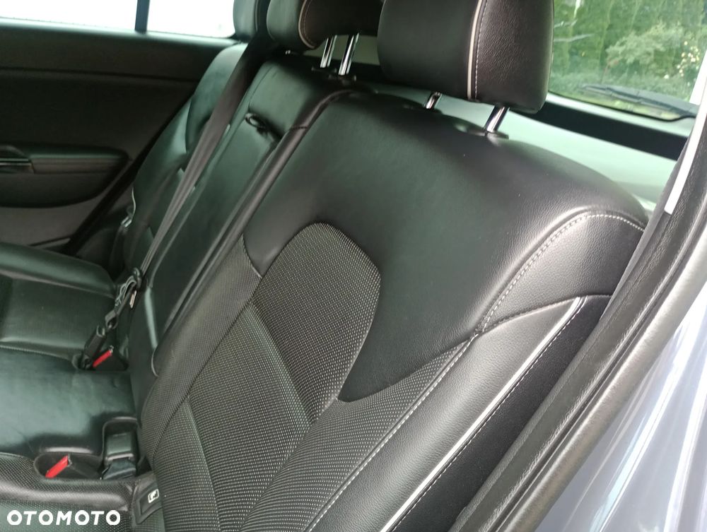 Kia Sportage - 16