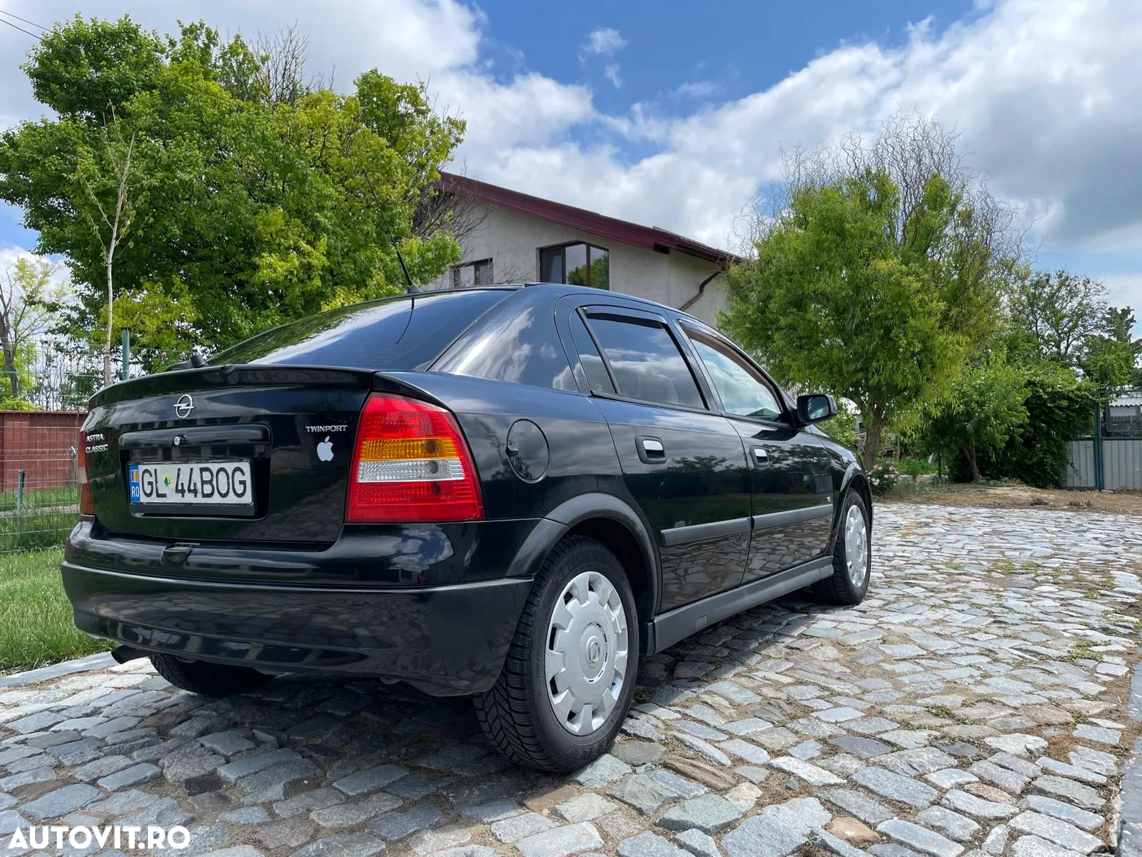 Opel Astra Classic 1.4i - 4