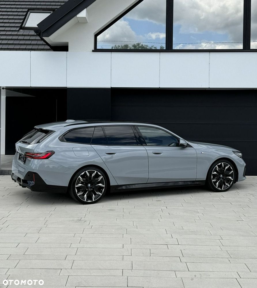 BMW Seria 5 520d xDrive mHEV M Sport - 17