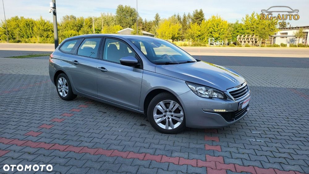 Peugeot 308 - 35