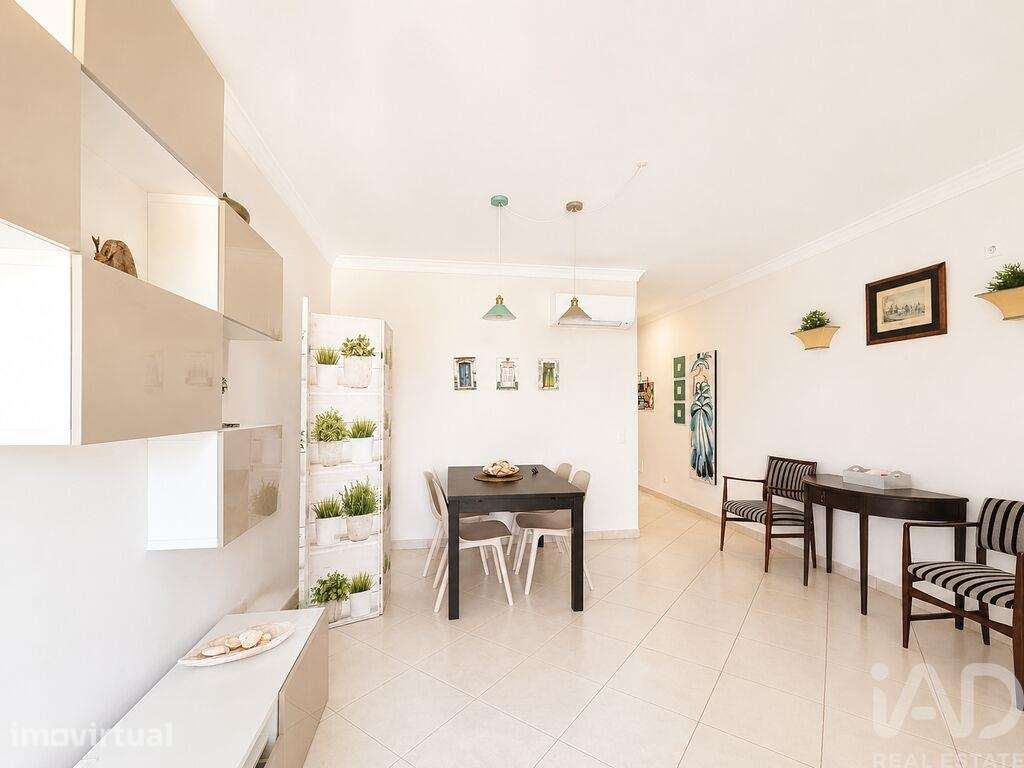 Apartamento T1 em Tavira de 63 m2 - Grande imagem: 3/17