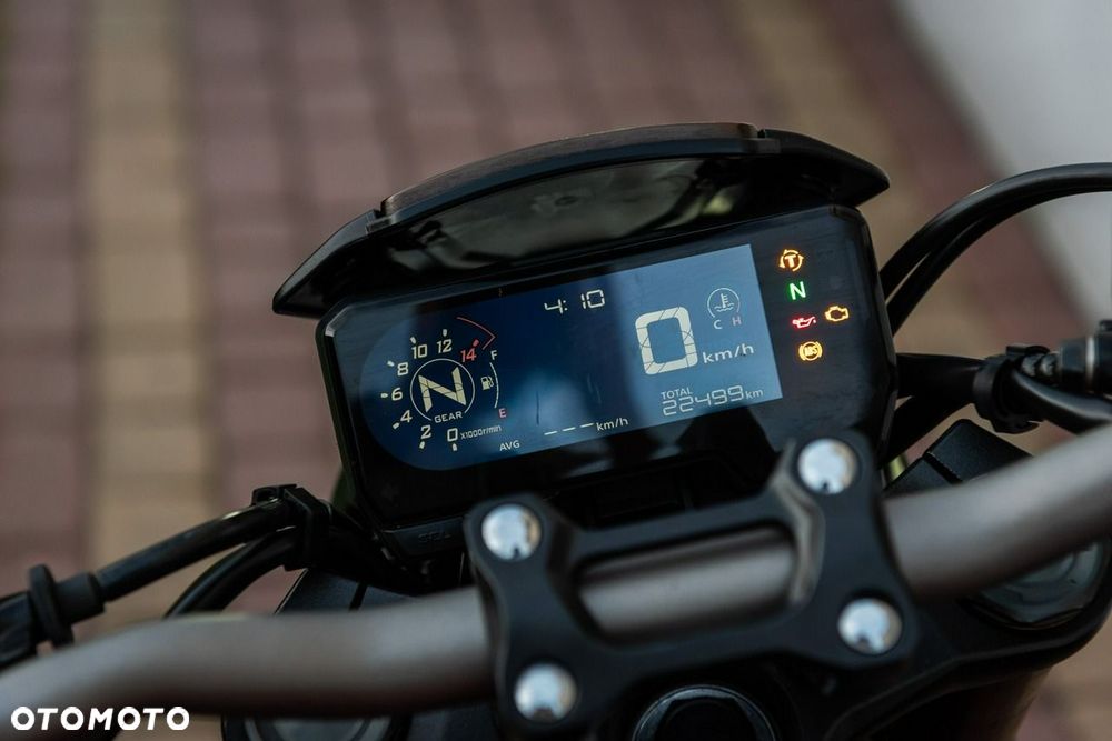 Honda CB - 7