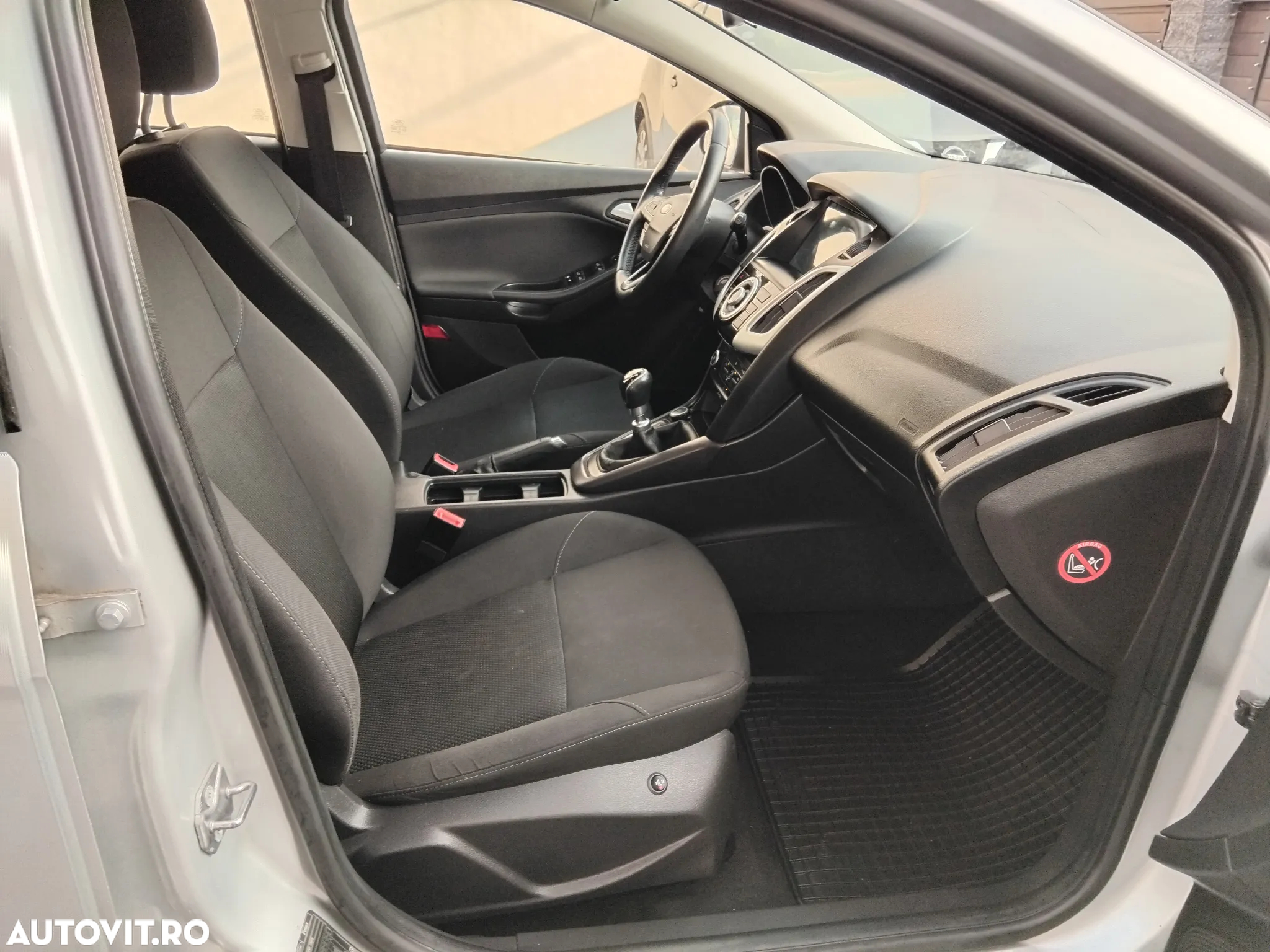 Ford Focus 1.5 TDCi Titanium - 6