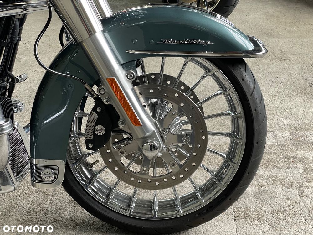 Harley-Davidson Touring Road King - 7